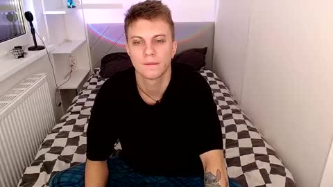 Snapshot of degradat1on chatting on 18, 10, 2025 degradat1on online show from 18, 10, 2025