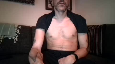 Snapshot of degrandis chatting on 26, 2, 2026 Luka Magic online show from 26, 2, 2026