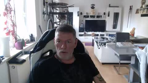 Snapshot of deinprinz2312 chatting on 19, 2, 2026 deinprinz2312 online show from 19, 2, 2026
