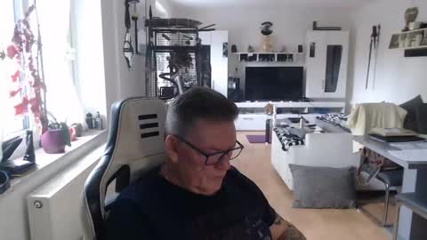 Snapshot of deinprinz2312 chatting on 24, 3, 2026 deinprinz2312 online show from 24, 3, 2026