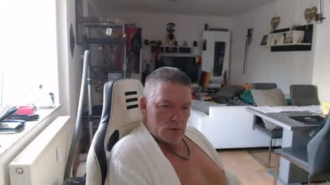 Snapshot of deinprinz2312 chatting on 16, 6, 2026 deinprinz2312 online show from 16, 6, 2026
