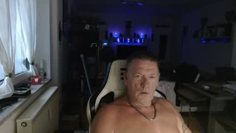 Snapshot of deinprinz2312 chatting on 17, 7, 2026 deinprinz2312 online show from 17, 7, 2026