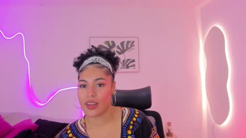 D E L A Y L  A online show from 13, 10, 2025
