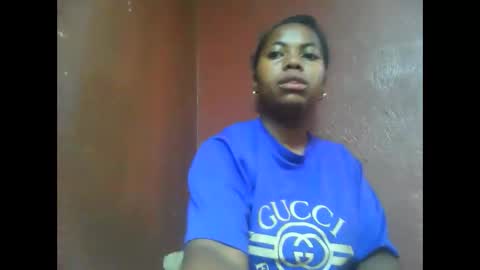 deliah712909 online show from 5, 1, 2025