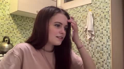 Snapshot of deliciastombaugh chatting on 5, 4, 2026 Kiki online show from 5, 4, 2026