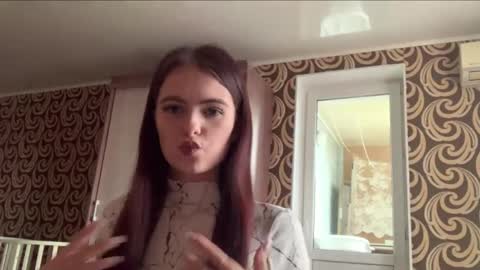 Snapshot of deliciastombaugh chatting on 12, 4, 2026 Kiki online show from 12, 4, 2026
