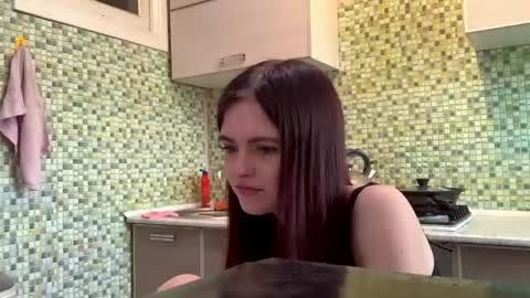 Snapshot of deliciastombaugh chatting on 14, 4, 2026 Kiki online show from 14, 4, 2026