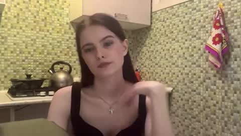 Snapshot of deliciastombaugh chatting on 19, 4, 2026 Kiki online show from 19, 4, 2026