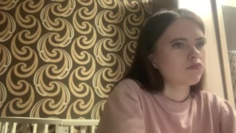 Snapshot of deliciastombaugh chatting on 17, 5, 2026 Kiki online show from 17, 5, 2026