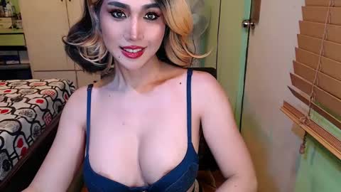 Snapshot of deliciosats chatting on 1, 3, 2025 Mercedes online show from 1, 3, 2025