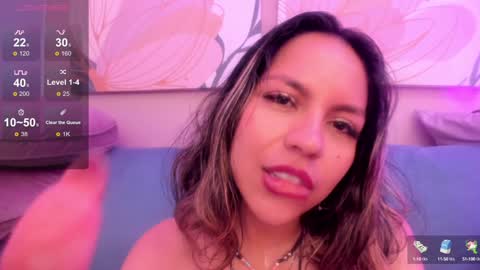 Snapshot of delilah_fix chatting on 8, 2, 2025 della online show from 8, 2, 2025