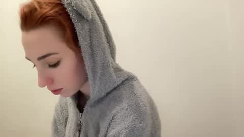 Snapshot of deliverysmile chatting on 12, 2, 2025 Delivery      online show from 12, 2, 2025