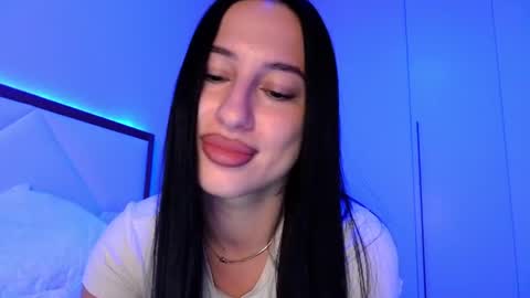 delly_love online show from 10, 6, 2026