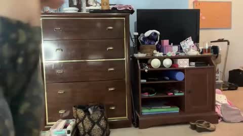 demi xc online show from 8, 1, 2026