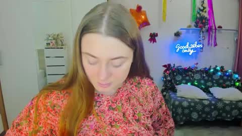 Snapshot of demure_soul chatting on 8, 12, 2024 Sophie online show from 8, 12, 2024