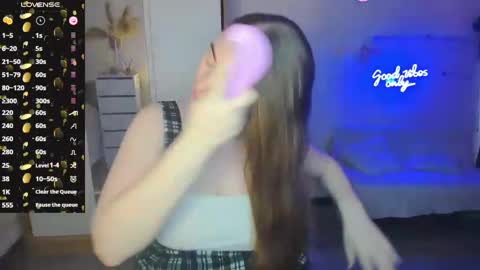 Snapshot of demure_soul chatting on 10, 2, 2025 Sophie online show from 10, 2, 2025