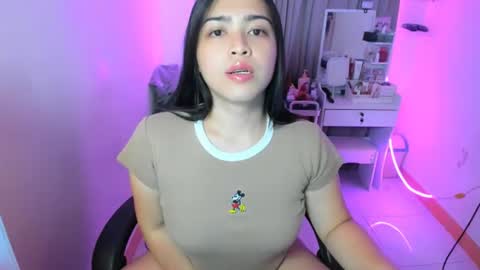 Snapshot of dencyleander chatting on 3, 7, 2026 Demi online show from 3, 7, 2026