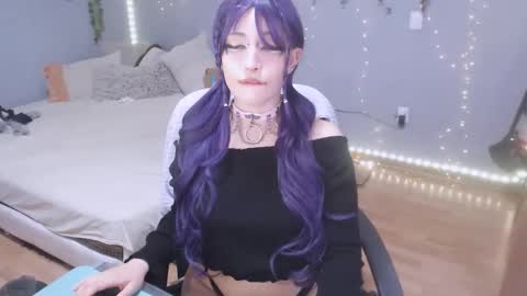 Snapshot of deni_bloom chatting on 7, 10, 2025 Denisse    schedule Monday to Friday 1300-1900 mexican time Saturday-maybe it could be a surprise IDEPENDENT MODEL online show from 7, 10, 2025