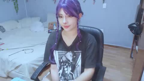 Snapshot of deni_bloom chatting on 15, 10, 2025 Denisse    schedule Monday to Friday 1300-1900 mexican time Saturday-maybe it could be a surprise IDEPENDENT MODEL online show from 15, 10, 2025