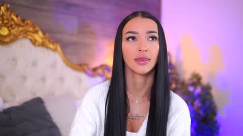 denisedevilles online show from 15, 1, 2025