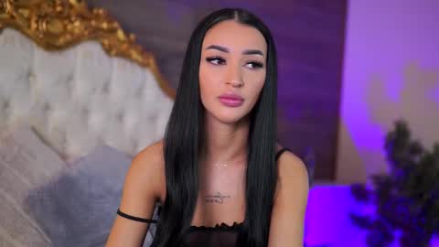 denisedevilles online show from 12, 2, 2025