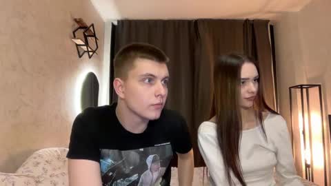 denissofia online show from 3, 6, 2026