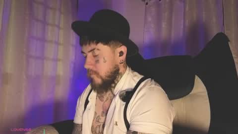 Oliver online show from 8, 4, 2026