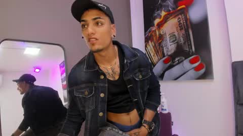 Snapshot of dennis_kinsey chatting on 1, 4, 2026 Dennis Kinsey online show from 1, 4, 2026