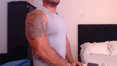 Derek online show from 5, 11, 2025