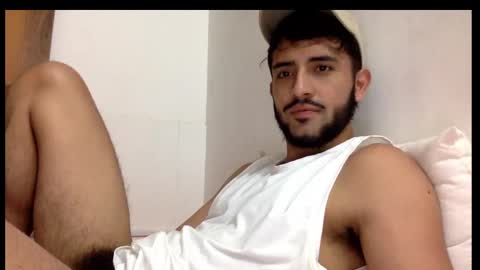 Snapshot of derek_smiith chatting on 26, 2, 2025 Derek smiith online show from 26, 2, 2025