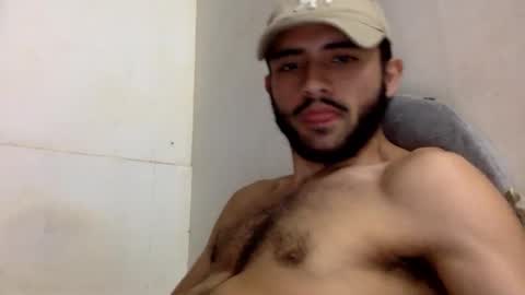 Snapshot of derek_smiith chatting on 5, 10, 2025 Derek smiith online show from 5, 10, 2025