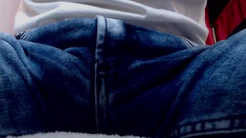 Snapshot of derek_storm_ chatting on 3, 10, 2025 D E R E K online show from 3, 10, 2025