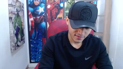 Snapshot of derek_storm_ chatting on 1, 4, 2026 D E R E K online show from 1, 4, 2026