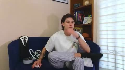 Derek online show from 17, 6, 2026