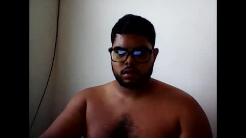 Snapshot of derick_0013 chatting on 3, 5, 2026 derick_0013 online show from 3, 5, 2026