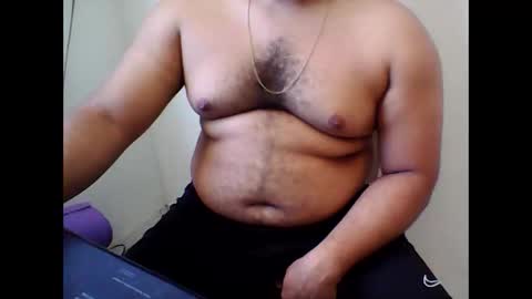 Snapshot of derick_0013 chatting on 10, 5, 2026 derick_0013 online show from 10, 5, 2026