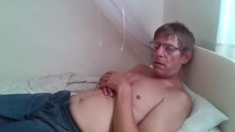 Snapshot of derrytop chatting on 2, 3, 2025 JohnB online show from 2, 3, 2025