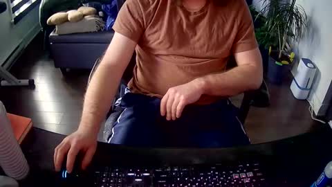 desdisdes online show from 4, 4, 2026