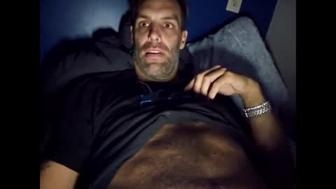 Tall and Handsome online show from 17, 11, 2025