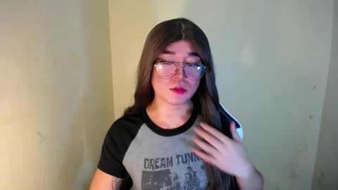 Snapshot of desirable_lorinexx chatting on 17, 1, 2025 LORINE online show from 17, 1, 2025