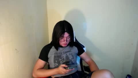 Snapshot of desirable_lorinexx chatting on 24, 1, 2025 LORINE online show from 24, 1, 2025