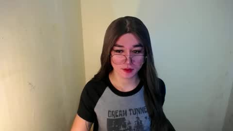 Snapshot of desirable_lorinexx chatting on 7, 2, 2025 LORINE online show from 7, 2, 2025