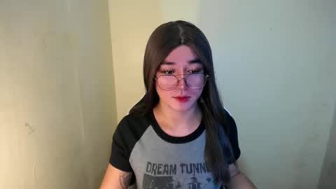 Snapshot of desirable_lorinexx chatting on 20, 2, 2025 LORINE online show from 20, 2, 2025