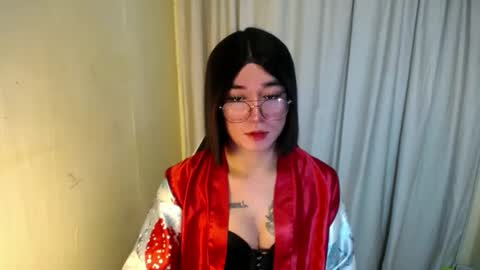 Snapshot of desirable_lorinexx chatting on 2, 3, 2025 LORINE online show from 2, 3, 2025