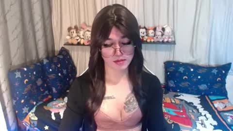 Snapshot of desirable_lorinexx chatting on 19, 9, 2025 LORINE online show from 19, 9, 2025