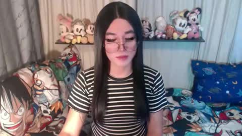 Snapshot of desirable_lorinexx chatting on 7, 10, 2025 LORINE online show from 7, 10, 2025