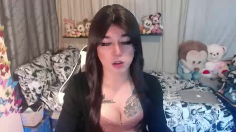 Snapshot of desirable_lorinexx chatting on 14, 10, 2025 LORINE online show from 14, 10, 2025