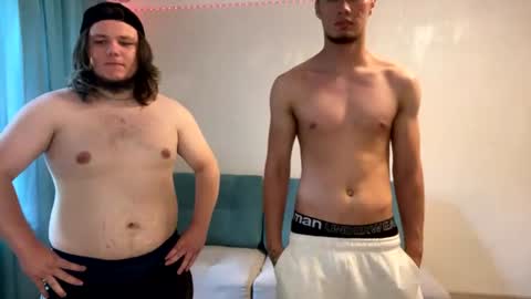 desiredude9 online show from 4, 7, 2026