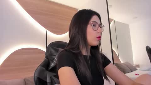 desire online show from 1, 11, 2025