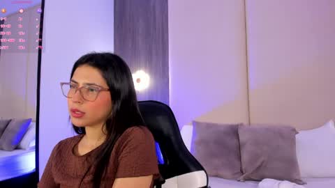 Snapshot of desireee_ chatting on 8, 6, 2026 desire online show from 8, 6, 2026